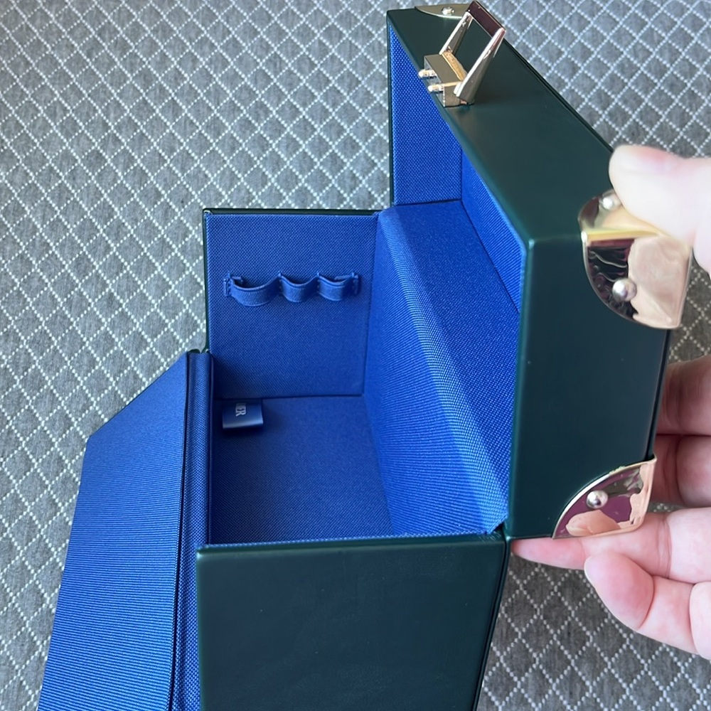 NWT La Mer Limited Edition Vanity Case Trunk Jewelry Box -- Emerald - Picture 6 of 12